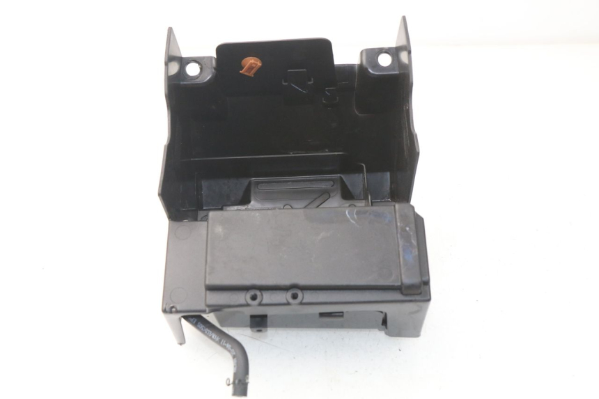 photo de BATTERY BOX KAWASAKI Z Z900 900 (2017 - 2019) - Main view