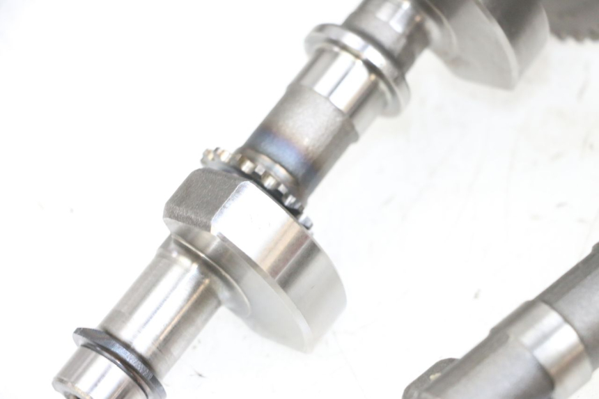 photo de ENGINE MOUNT SUZUKI BURGMAN 650 (2013 - 2020) - Alternative perspective