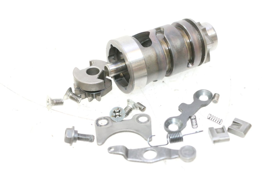 photo de DRUM SHAFT GEAR SUZUKI DR S 600 (1985 - 1989) - Main view