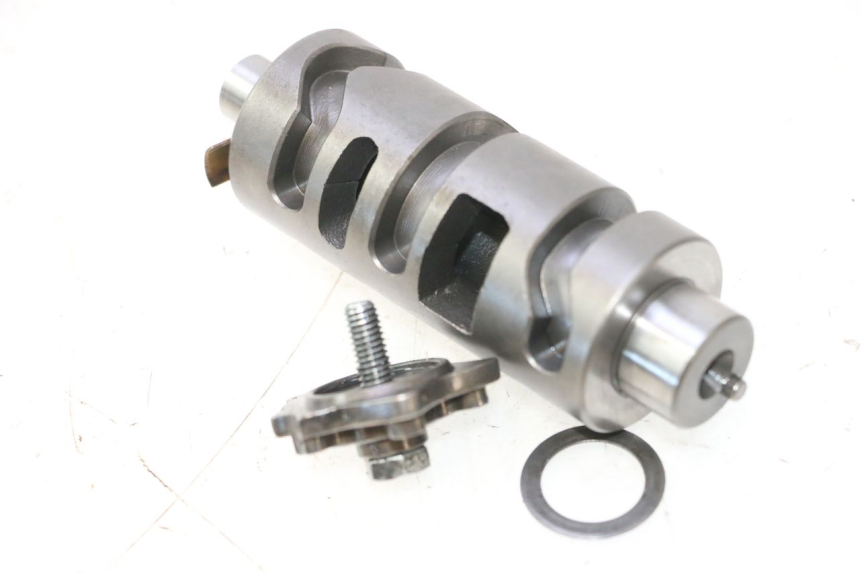 photo de DRUM SHAFT GEAR SMC XROAD 150 - Alternative perspective