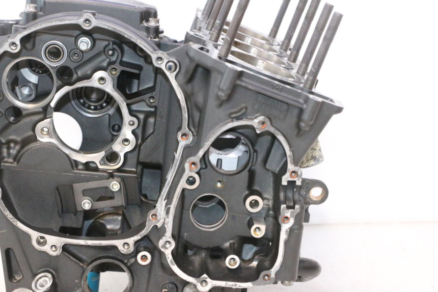 photo de CRANKCASE YAMAHA YZF R6 600 (2008 - 2009) - Checked used part