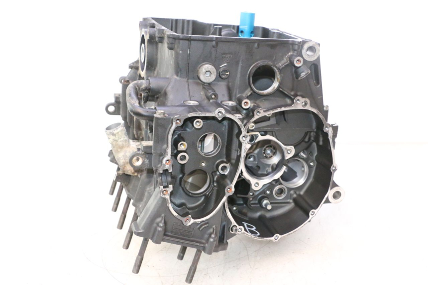 photo de CRANKCASE YAMAHA YZF R6 600 (2008 - 2009) - Detailed visual inspection