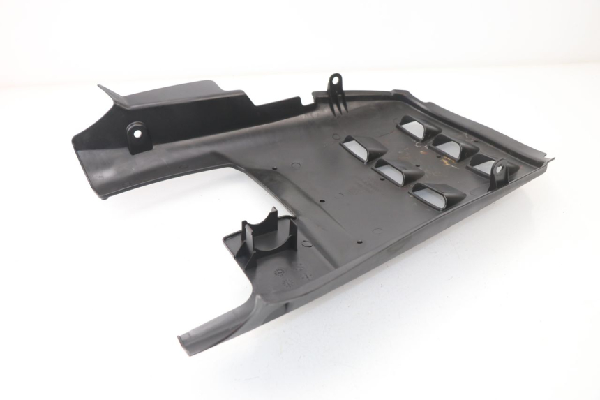 photo de BELLY PANEL KYMCO AGILITY CITY 16P 125 (2015 - 2021) - Zoom on usage condition