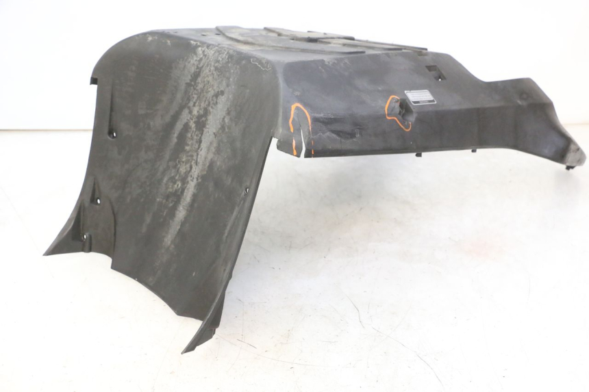 photo de LOWER PART OF THE BODY KYMCO AGILITY NAKED RENOUVO 2T 50 (2011 - 2018) - High-resolution close-up