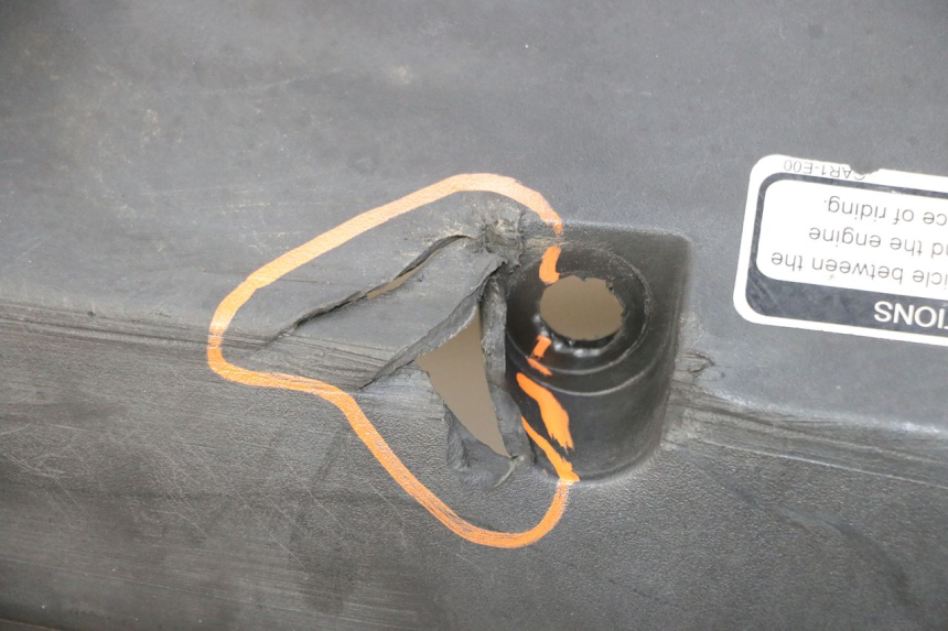 photo de LOWER PART OF THE BODY KYMCO AGILITY NAKED RENOUVO 2T 50 (2011 - 2018) - Detailed visual inspection