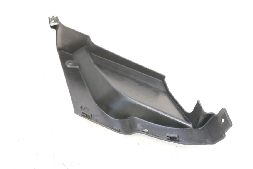 photo de REAR RIGHT BELLY PANEL KEEWAY F-ACT FACT EVO 50 (2020 - 2026) - Zoom on usage condition