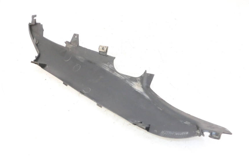 photo de REAR RIGHT BELLY PANEL GILERA NEXUS 300 (2008 - 2013) - Component detail