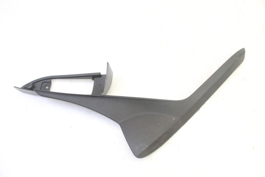 photo de REAR RIGHT BELLY PANEL PIAGGIO MP3 HPE 310 (2024 - 2025) - Main view