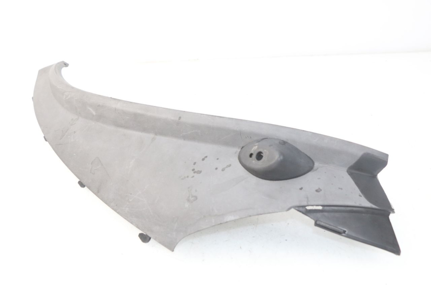 photo de REAR RIGHT BELLY PANEL PIAGGIO MP3 LT 400 (2007 - 2012) - Component detail