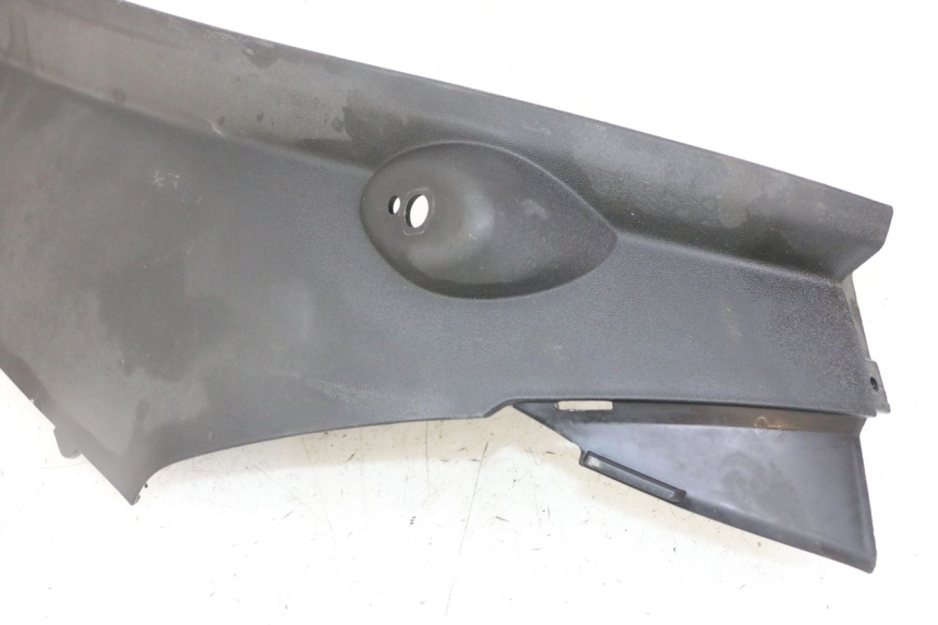 photo de REAR RIGHT BELLY PANEL PIAGGIO MP3 LT 300 (2010 - 2016) - Component detail