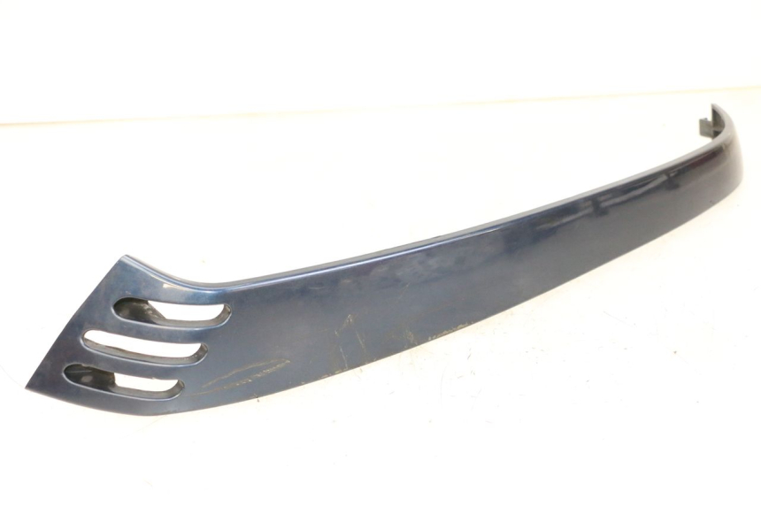 photo de REAR RIGHT BELLY PANEL PIAGGIO VESPA LX 150 (2005 - 2013) - Main view