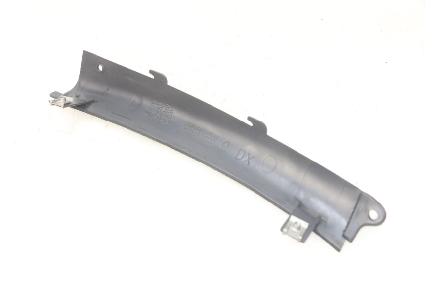photo de RIGHT REAR LOWER FAIRING APRILIA SR LC 50 (1997 - 2004) - Component detail