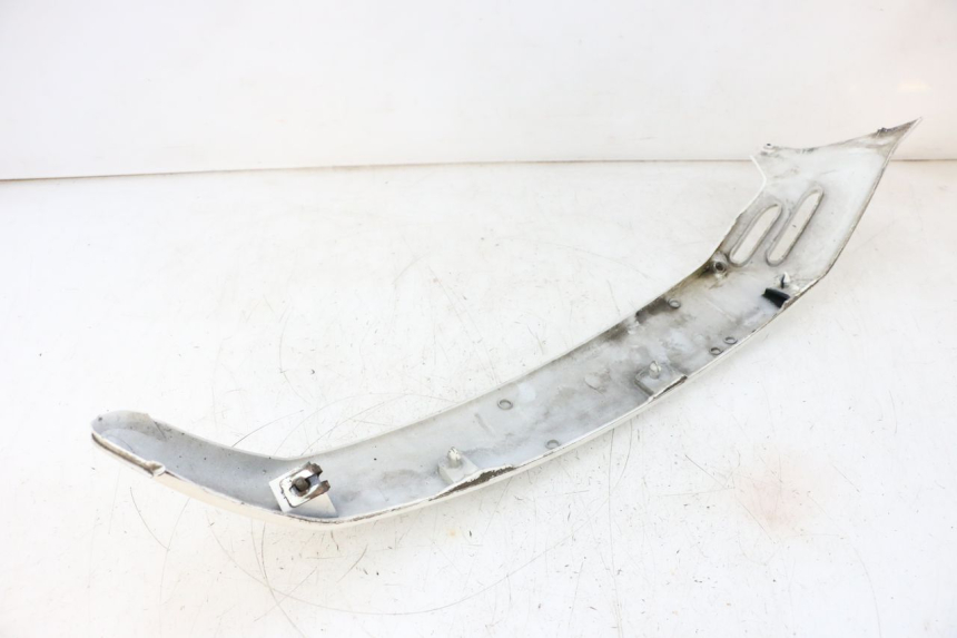 photo de REAR RIGHT BELLY PANEL PIAGGIO VESPA GTS SUPER IE 125 (2009 - 2016) - Product overview