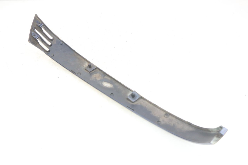 photo de RIGHT REAR LOWER FAIRING PIAGGIO VESPA LXV 125 (2006 - 2009) - Product overview