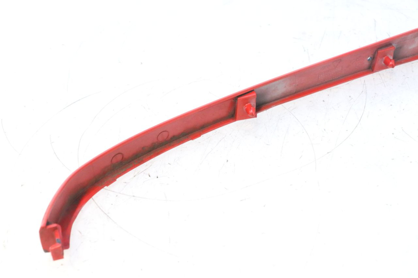 photo de RIGHT REAR LOWER FAIRING PIAGGIO VESPA S 2T 50 (2007 - 2014) - Surface and material condition