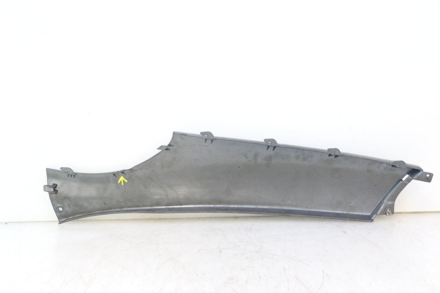 photo de REAR RIGHT BELLY PANEL PIAGGIO X9 AMALFI 180 (2000 - 2003) - Product overview