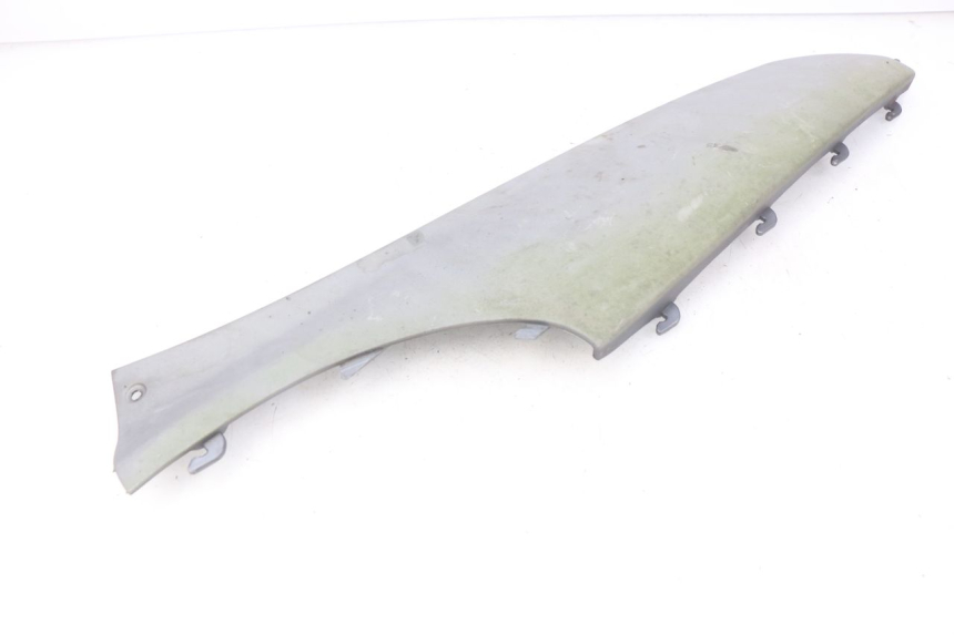 photo de RIGHT REAR LOWER FAIRING PIAGGIO X9 EVOLUTION 125 (2003 - 2007) - Component detail