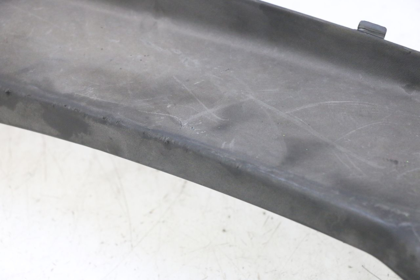 photo de REAR LEFT BELLY PANEL QUADRO 4 4D 350 (2015 - 2018) - Fixing points details