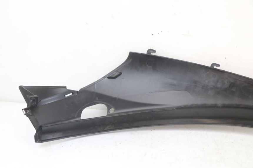 photo de LEFT REAR LOWER BODY PANEL PIAGGIO MP3 LT 400 (2007 - 2012) - Product overview