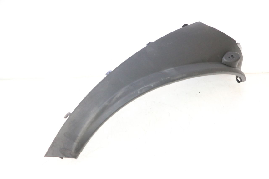 photo de REAR LEFT BELLY PANEL PIAGGIO MP3 LT 300 (2010 - 2016) - Zoom on usage condition
