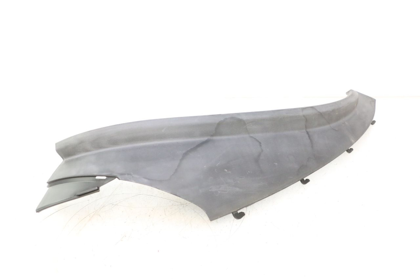 photo de REAR LEFT BELLY PANEL PIAGGIO MP3 125 (2006 - 2014) - Main view