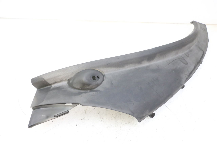 photo de LEFT REAR LOWER BODY PANEL PIAGGIO MP3 LT 400 (2007 - 2012) - Surface and material condition