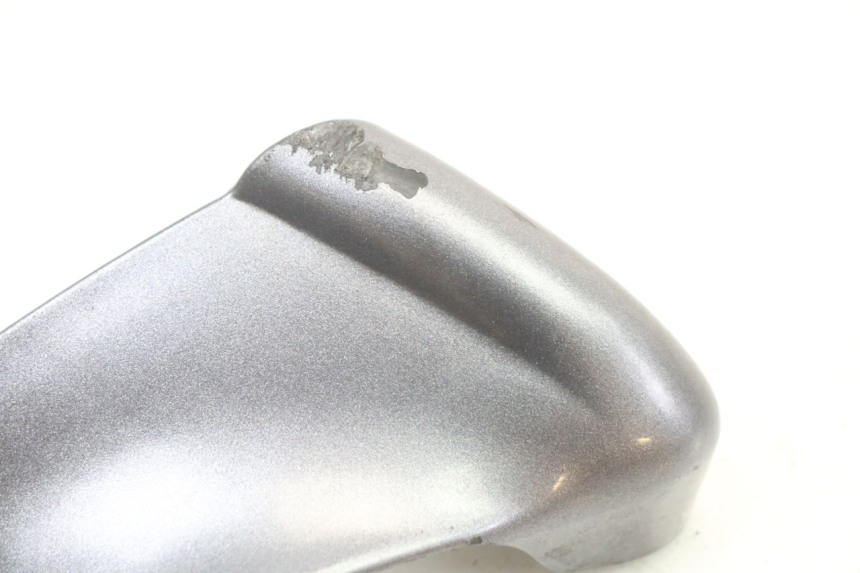 photo de LEFT REAR LOWER BODY PANEL PIAGGIO VESPA GRANTURISMO 125 (2003 - 2007) - Zoom on usage condition