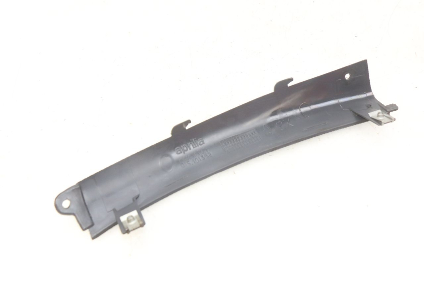 photo de LEFT REAR LOWER BODY PANEL APRILIA SR LC 50 (1997 - 2004) - Zoom on usage condition