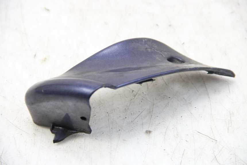 photo de LEFT REAR LOWER BODY PANEL PIAGGIO VESPA GRANTURISMO 125 (2003 - 2007) - Alternative perspective