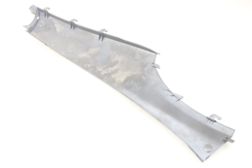 photo de LEFT REAR LOWER BODY PANEL PIAGGIO X9 EVOLUTION 500 (2003 - 2005) - Component detail