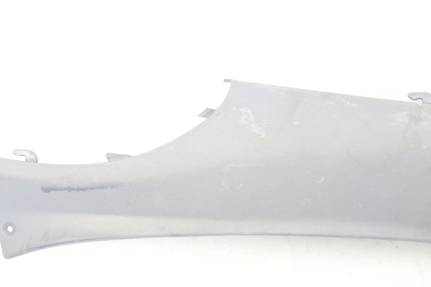 photo de LEFT REAR LOWER BODY PANEL PIAGGIO X9 EVOLUTION 500 (2003 - 2005) - Alternative perspective