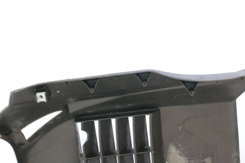 photo de BELLY PANEL APRILIA ATLANTIC S 125 (2010 - 2013) - Surface and material condition