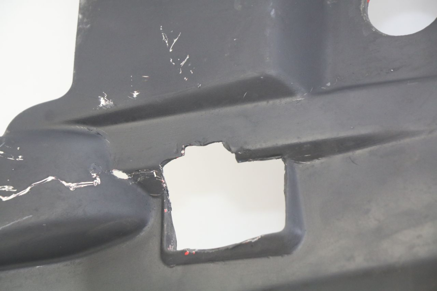 photo de LOWER PART OF THE BODY MBK BOOSTER SPIRIT 50 (2004 - 2017) - Distinctive features