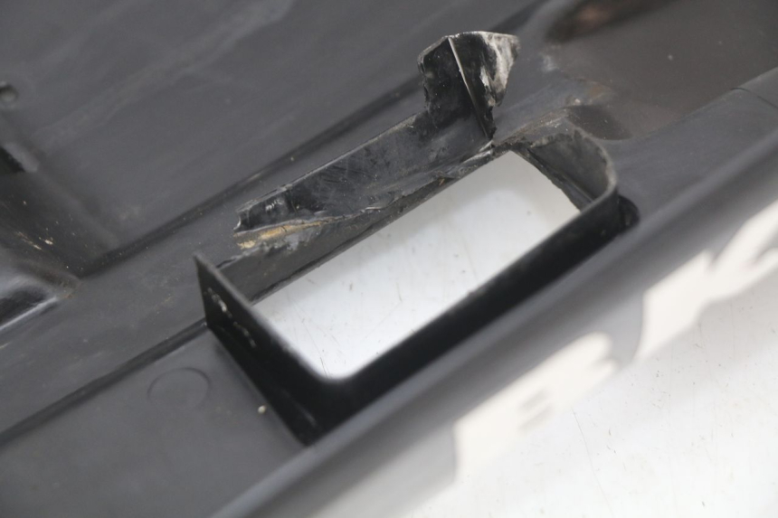 photo de LOWER PART OF THE BODY MBK BOOSTER SPIRIT NAKED 50 (2004 - 2017) - Component detail