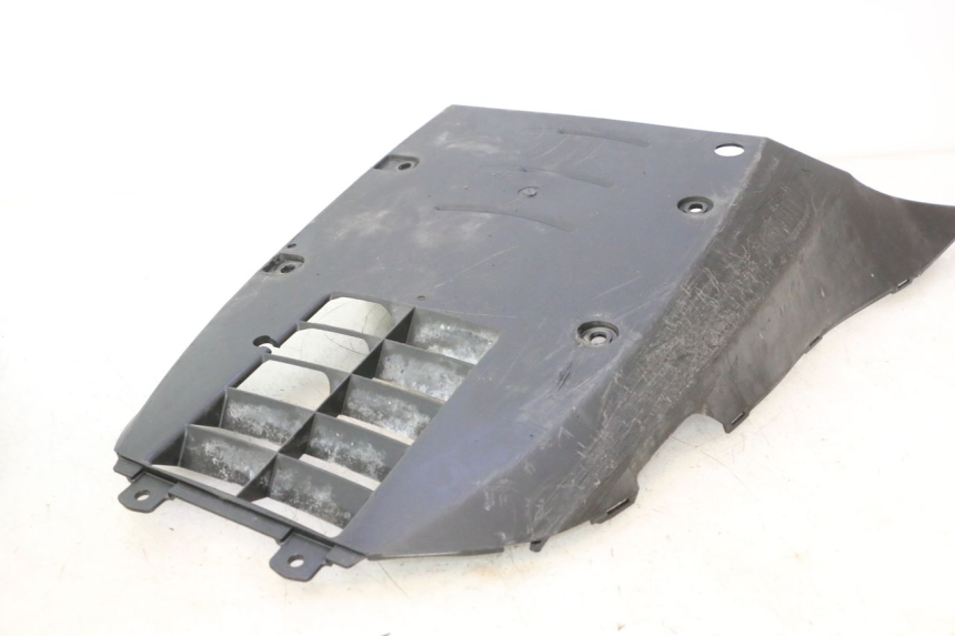 photo de LOWER BODY SHELL SUZUKI BURGMAN 125 (2007 - 2014) - Markings and original references