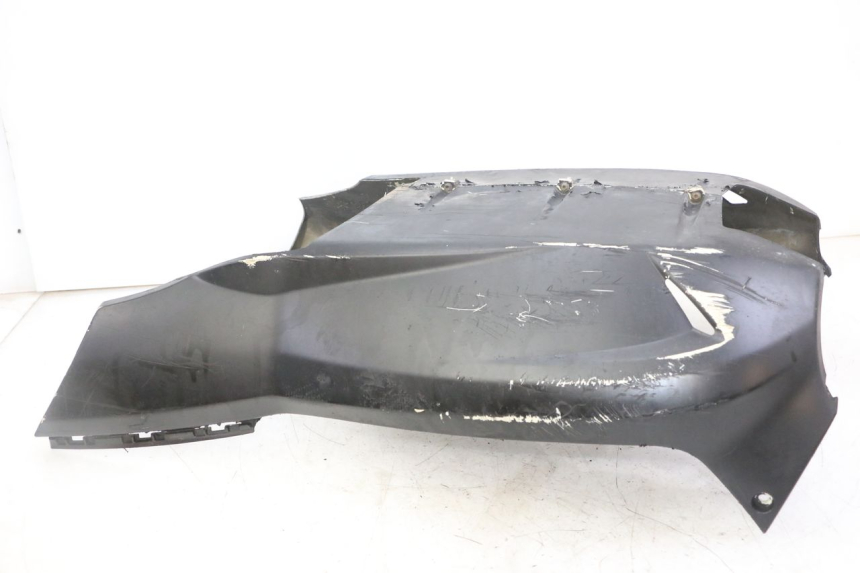 photo de LOWER PART OF THE BODY PEUGEOT CITYSTAR 50 (2013 - 2017) - High-resolution close-up