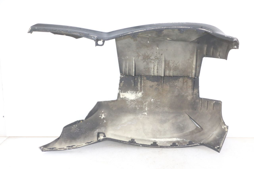 photo de LOWER PART OF THE BODY PEUGEOT CITYSTAR 50 (2013 - 2017) - Fixing points details