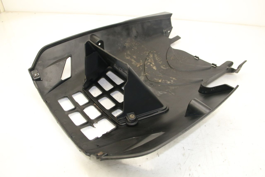 photo de LOWER FAIRING KYMCO DOWNTOWN ABS 125 (2015 - 2017) - Focus on structure