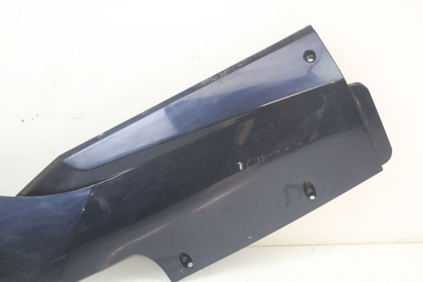 photo de RIGHT LOWER SIDE PANEL QUADRO 3D S 350 (2013 - 2018) - Zoom on usage condition