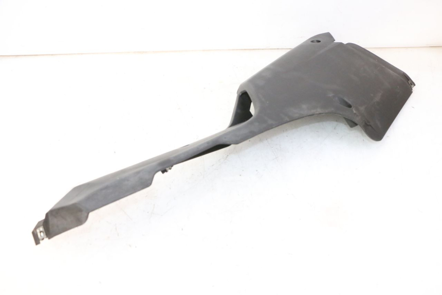 photo de RIGHT BELLY PANEL QUADRO 4 4D 350 (2015 - 2018) - Zoom on usage condition