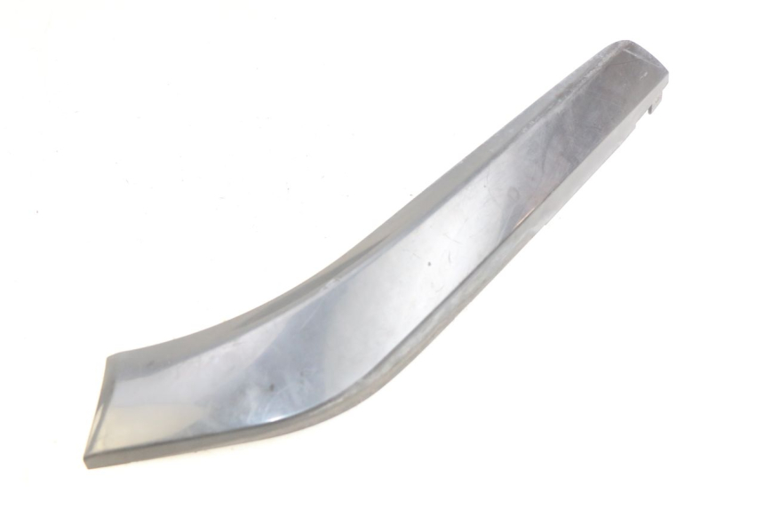 photo de RIGHT LOWER SIDE PANEL PIAGGIO BEVERLY 125 (2010 - 2015) - Main view