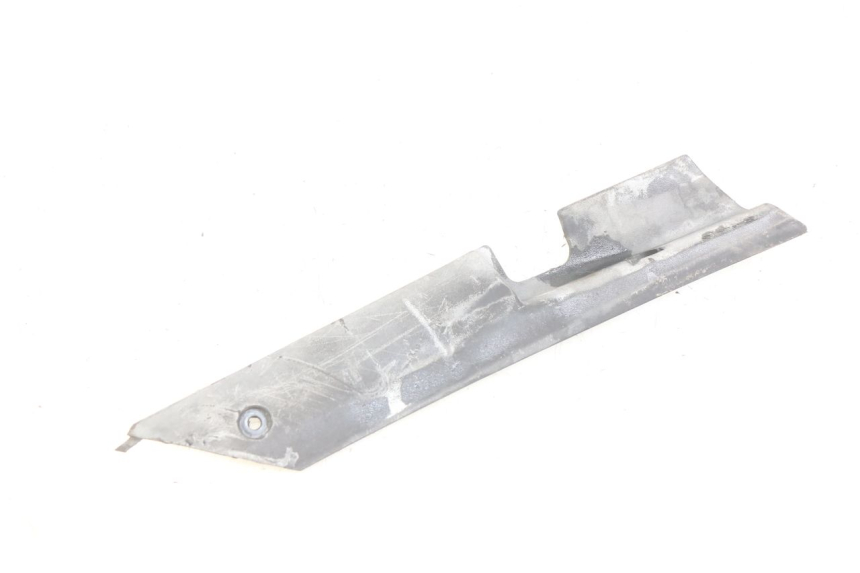 photo de RIGHT LOWER SIDE PANEL PGO BIG MAX 50 (2001 - 2009) - Alternative perspective