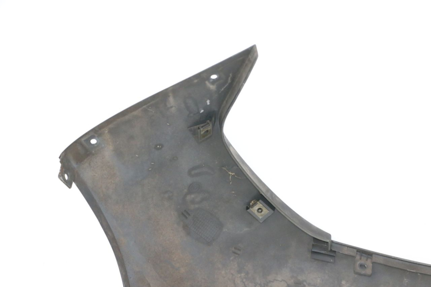 photo de RIGHT LOWER SIDE PANEL BMW C1 125 (2000 - 2003) - Fixing points details