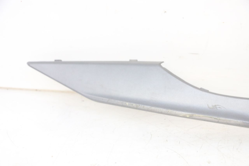 photo de RIGHT BELLY PANEL MOTRON BREEZY 4T 50 (2021 - 2025) - Surface and material condition