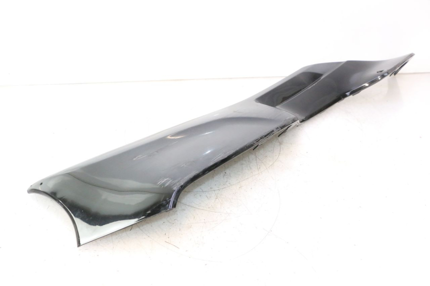 photo de RIGHT BELLY PANEL SUZUKI BURGMAN EXECUTIVE ABS 650 (2006 - 2012) - Surface and material condition