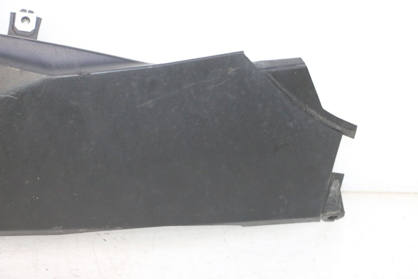photo de RIGHT BELLY PANEL BMW C SPORT 650 (2015 - 2021) - Zoom on usage condition