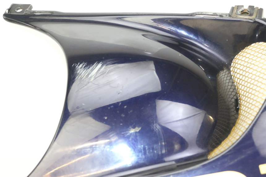 photo de RIGHT BELLY PANEL HONDA CBR RR FIREBLADE 900 (1992 - 1994) - Distinctive features