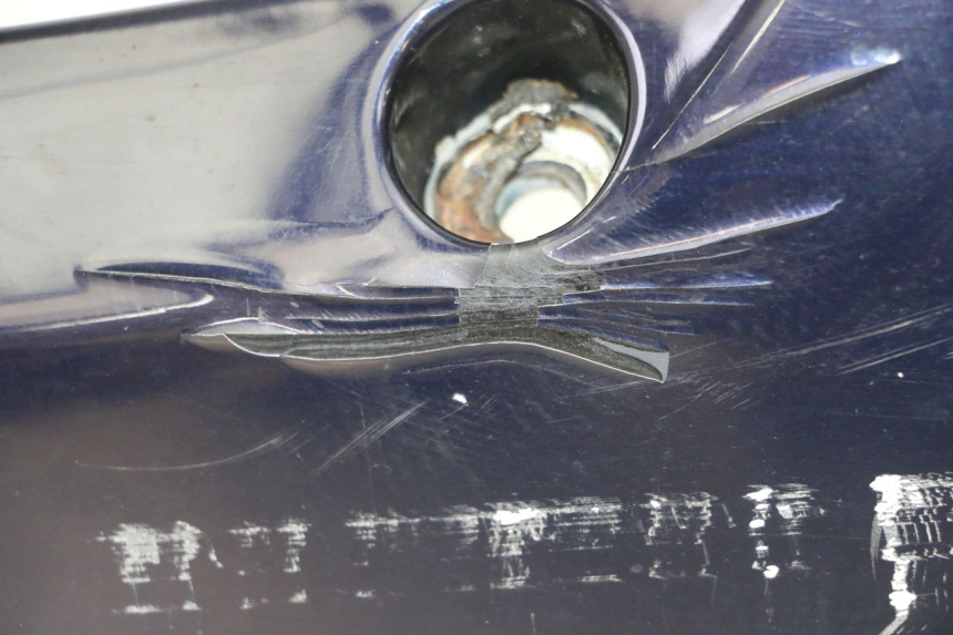 photo de RIGHT BELLY PANEL HONDA CBR RR FIREBLADE 900 (1992 - 1994) - Alternative angle