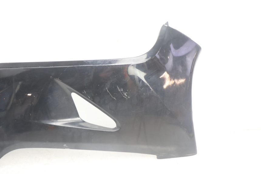 photo de RIGHT BELLY PANEL HONDA FJS SILVER WING SILVERWING 400 (2005 - 2008) - Zoom on usage condition