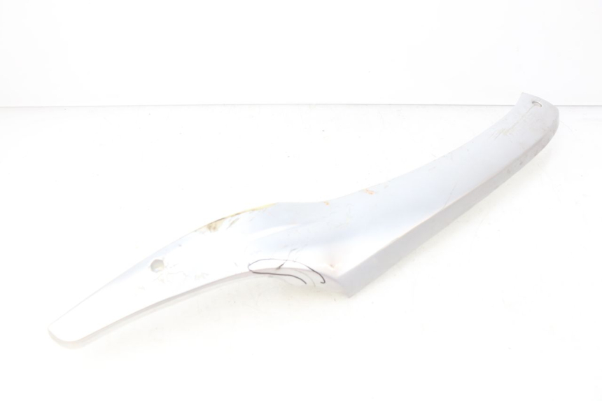 photo de RIGHT BELLY PANEL SACHS FY125T FY T 125 (2007 - 2011) - Distinctive features